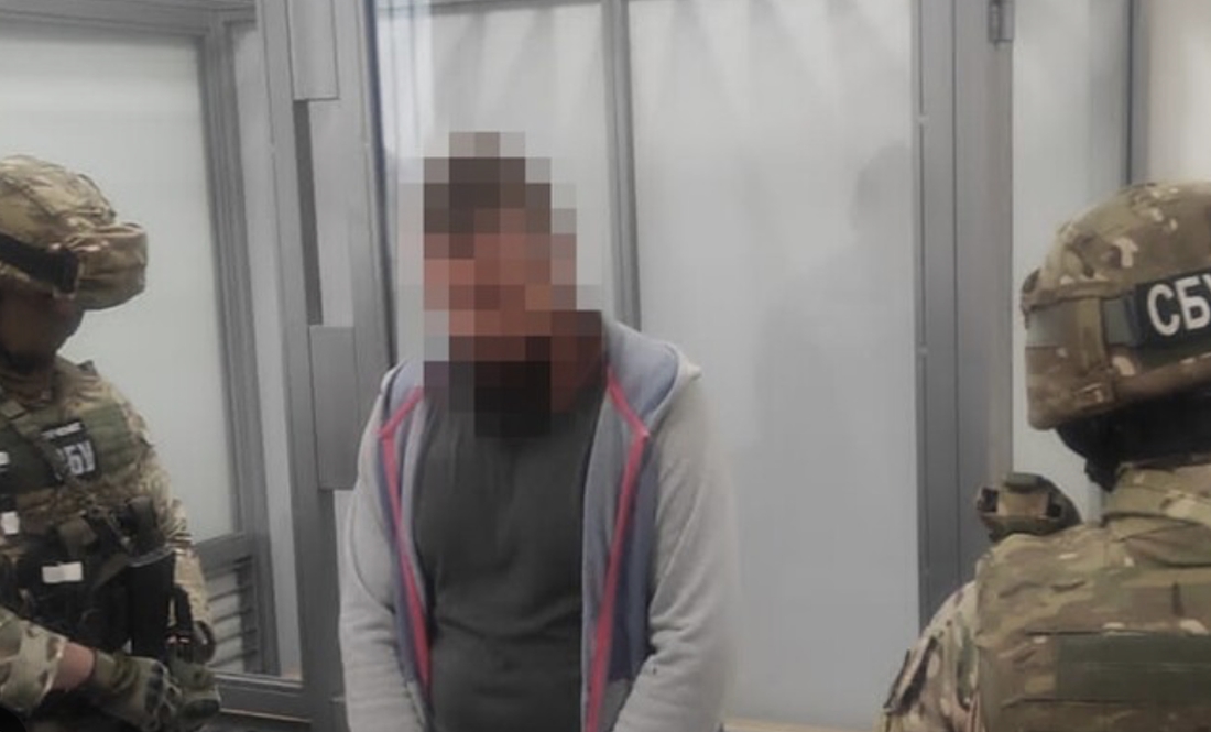 Юнак на псевдо «Шут» іздив "жигулями" та знімав військових на телефон